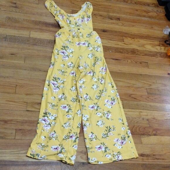 💙2/$20💙 No Boundaries Juniors Yellow Floral Jumpsuit sz S (3-5) - Picture 1 of 4